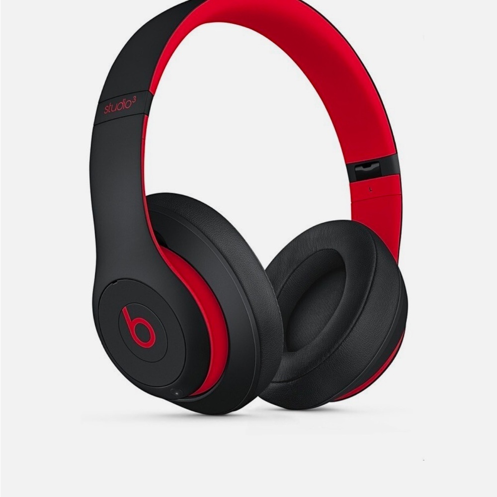 Beats Studio3 Noise Cancelling Wireless The Decade Collection
